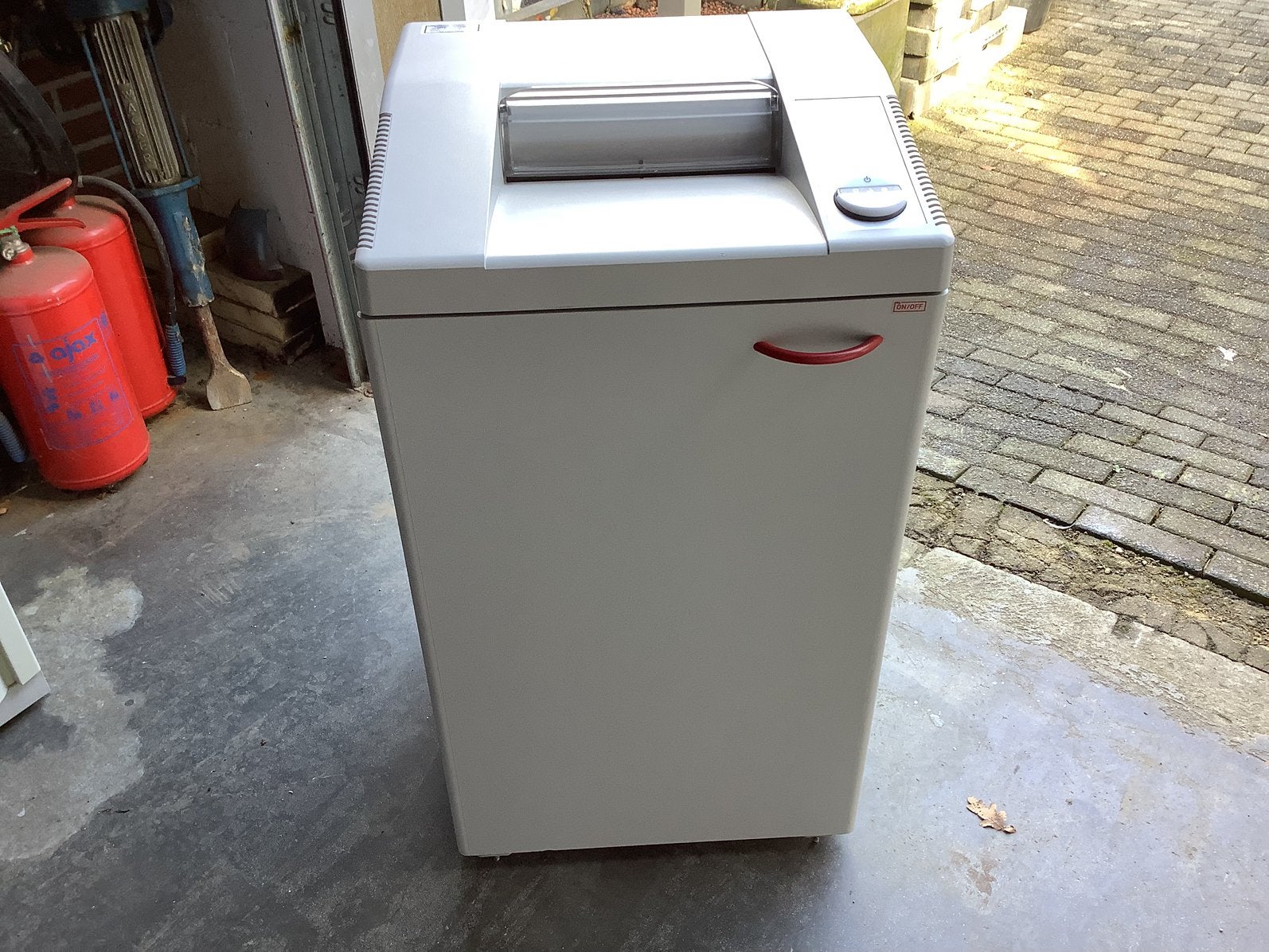 Destroyt 2403/2 SMC papierversnipperaar / schredder, Ophalen, Zo goed als nieuw