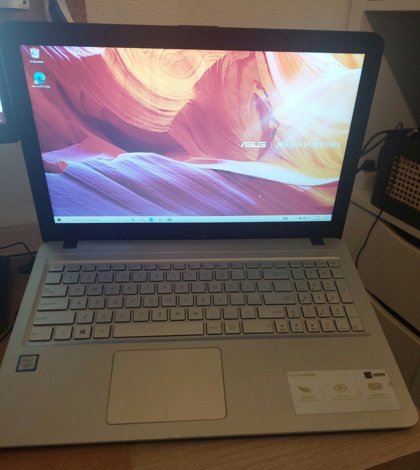 Asus Vivobook i3 8GB, Gebruikt, Asus, 8 GB, Ophalen of Verzenden