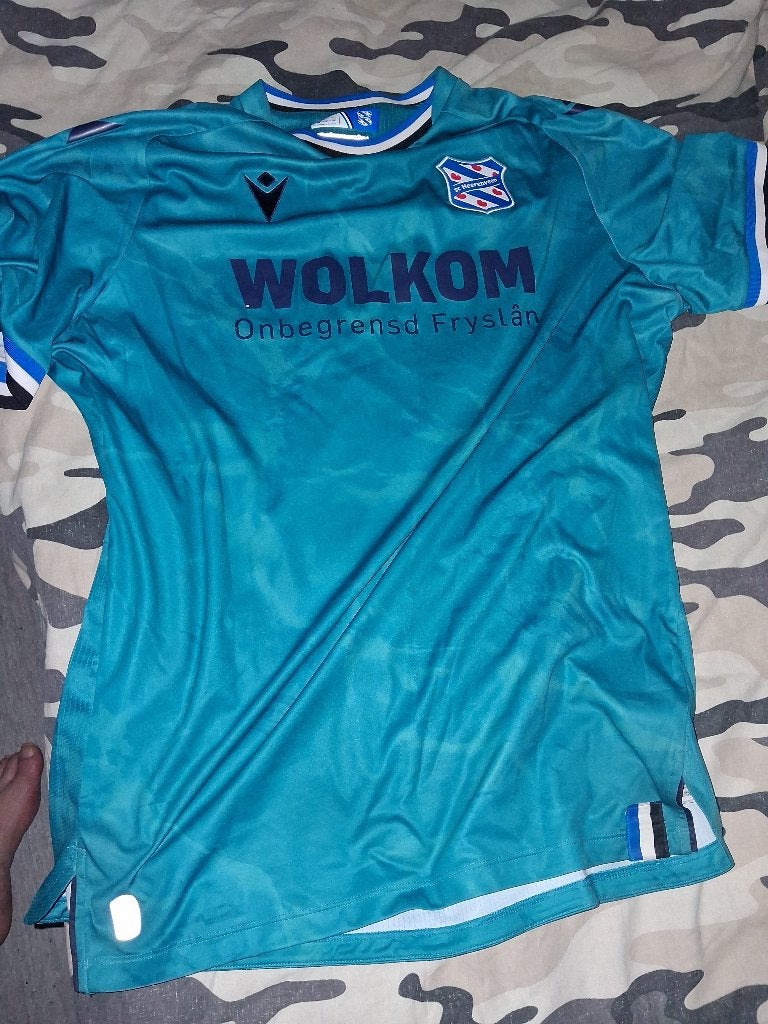 T shirt van sc heerenveen new, Ophalen of Verzenden, Nieuw, Overige binnenlandse clubs, Shirt