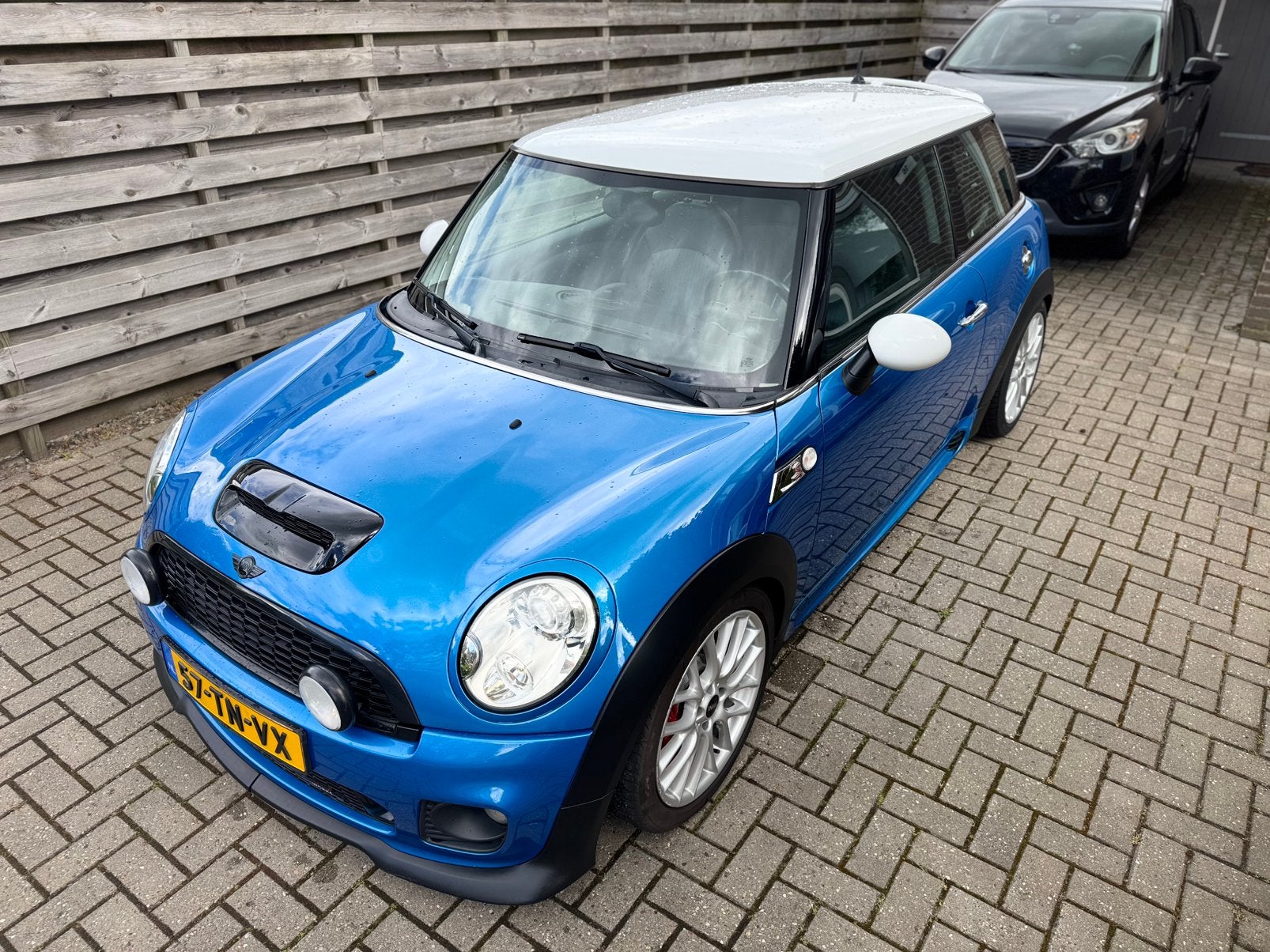 Mini Cooper S John Cooper Works Origineel Nederlands!!, Auto's, Voorwielaandrijving, Zwart, Leder, Handgeschakeld