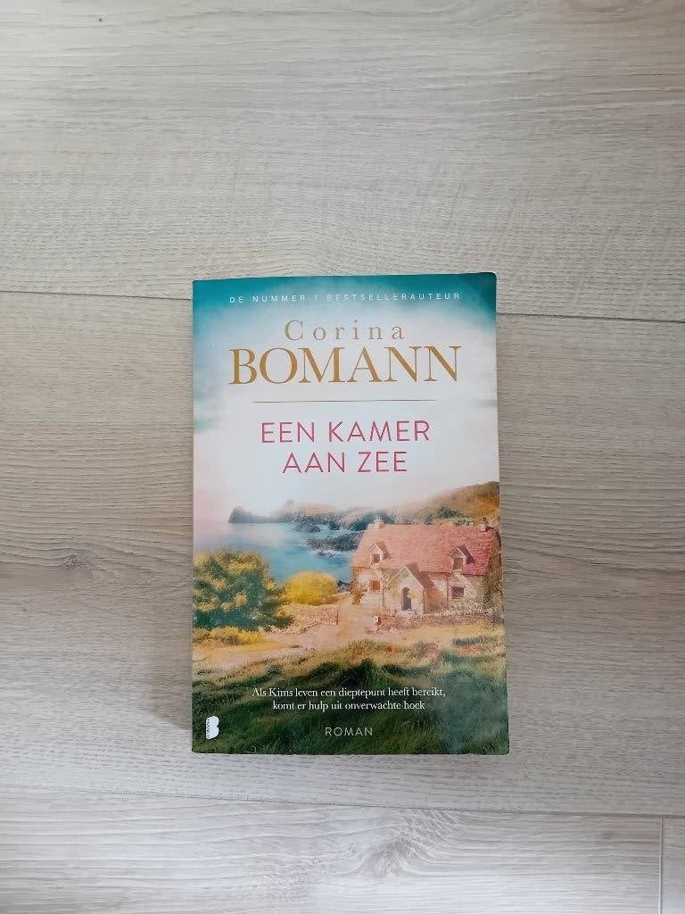Corina Bomann, Een kamer aan zee, Boeken, Romans, Ophalen of Verzenden, Gelezen, Corina Bomann