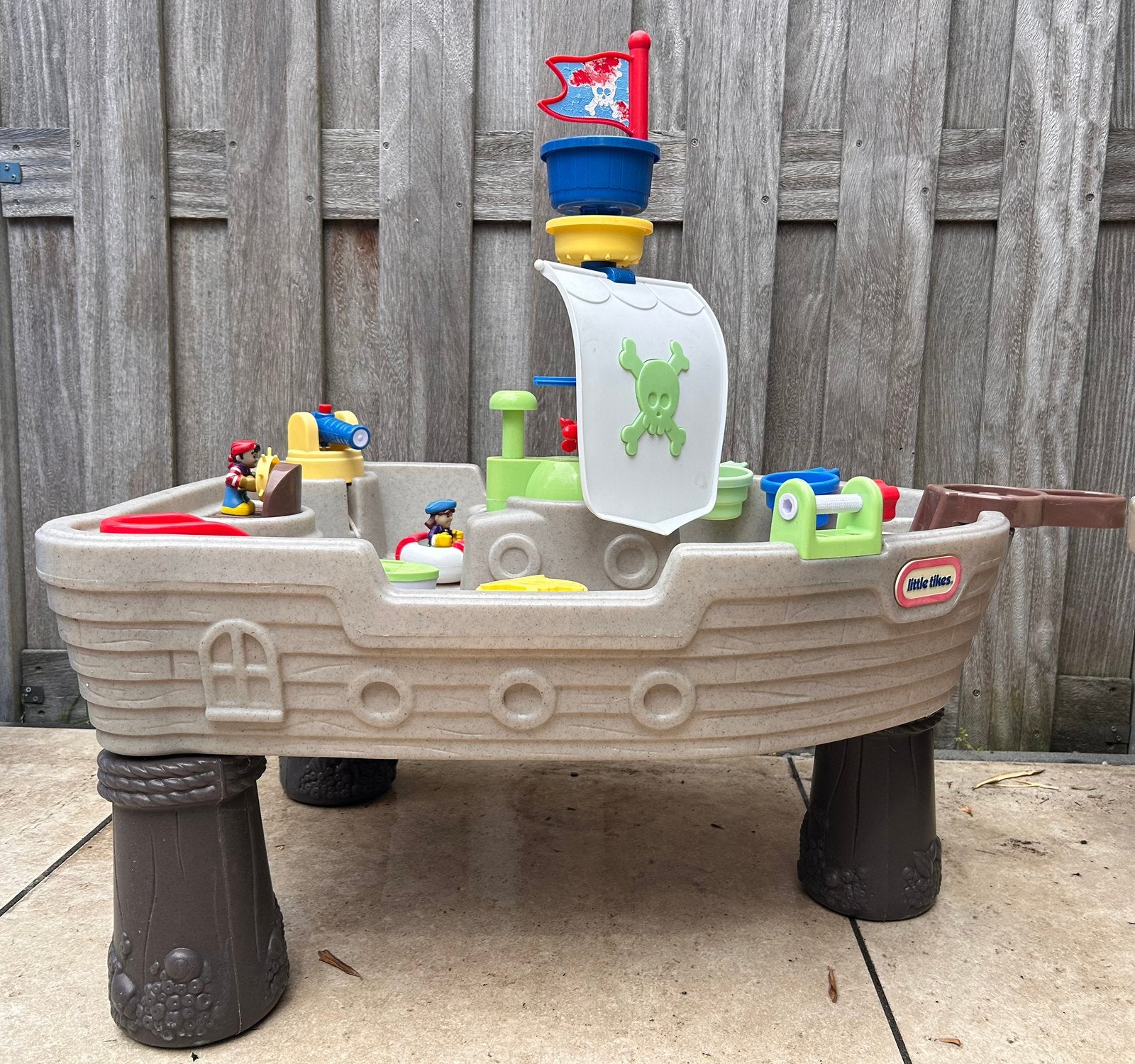 Little Tikes Piratenboot - Watertafel, Ophalen, Gebruikt