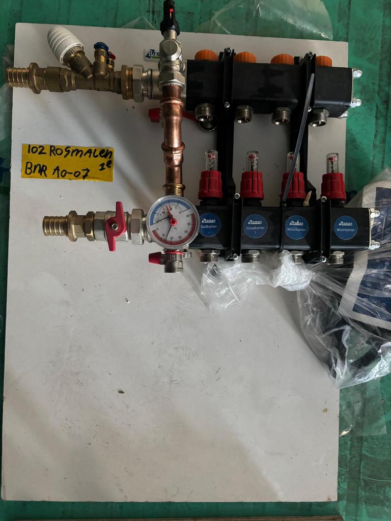 5x Breman Vloerverwarming Verdeler - 4 Groepen, Ophalen, Minder dan 30 cm, Overige typen, Minder dan 60 cm