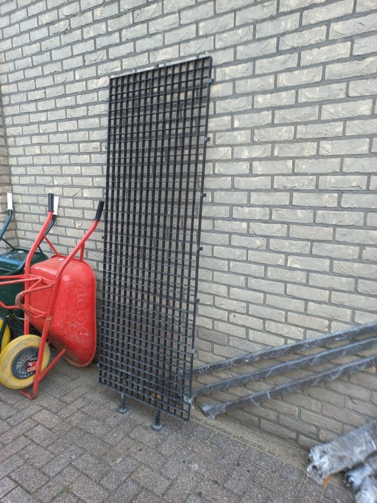 Zwart gepoedercote stalen hekwerk 5 stuks, Ophalen, Zo goed als nieuw, IJzer, Dubbelstaafmat hekwerk