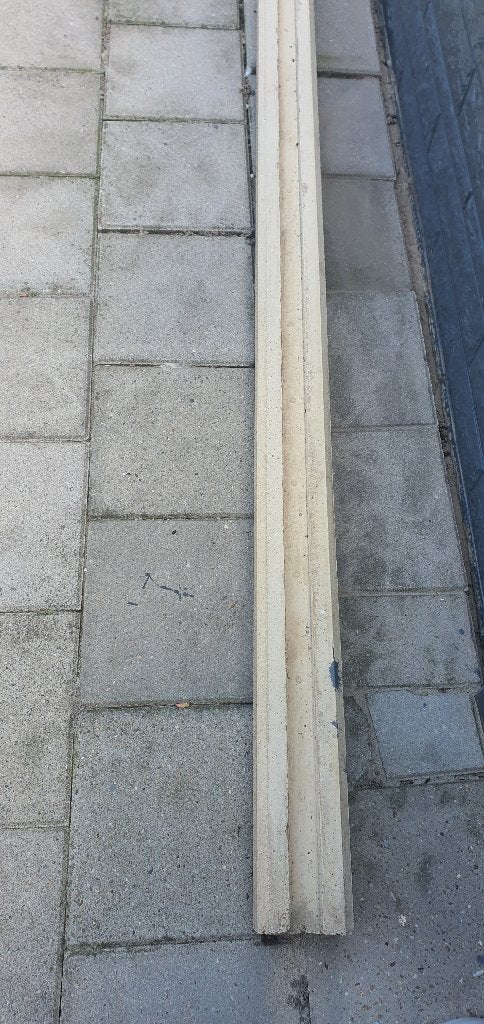 Betonpaal voor schutting - eind, Tuin en Terras, Schuttingen, Ophalen, Overige materialen, Gebruikt, Minder dan 3 meter
