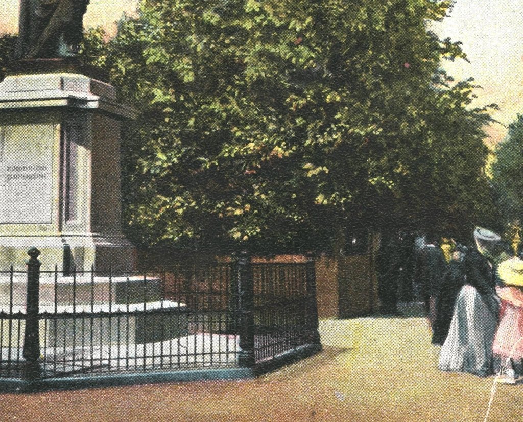 940673	Leiden	Monument	Boerhave	Omstr 1905 – 1910	Gelopen, Ophalen of Verzenden, Voor 1920, Gelopen, Zuid-Holland