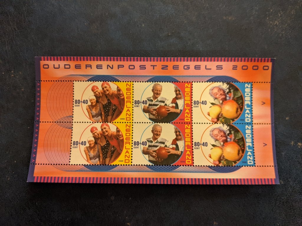 NL 2000; BLOK OUDERENZEGELS, Verzenden, Na 1940, Postfris