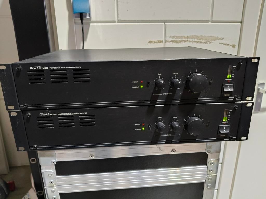 Apart PA240P 100V versterker 2 stuks, Audio, Tv en Foto, Versterkers en Receivers, Overige merken, Ophalen of Verzenden, 120 watt of meer