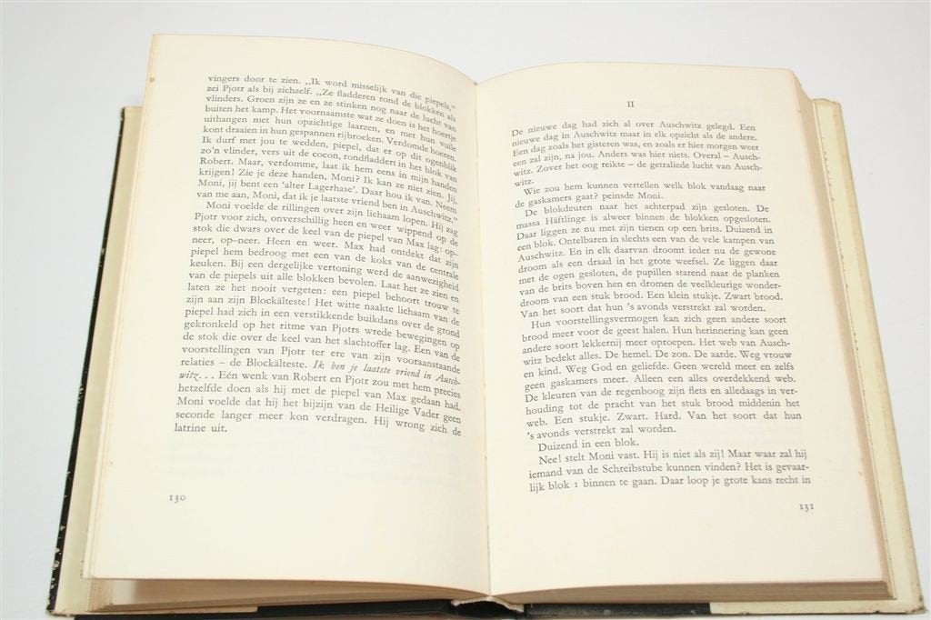 Moni — Auschwitz Roman Misbruik van Ka-Tzetnik 135633 1961, Ophalen of Verzenden, Tweede Wereldoorlog, Gelezen, Overige onderwerpen
