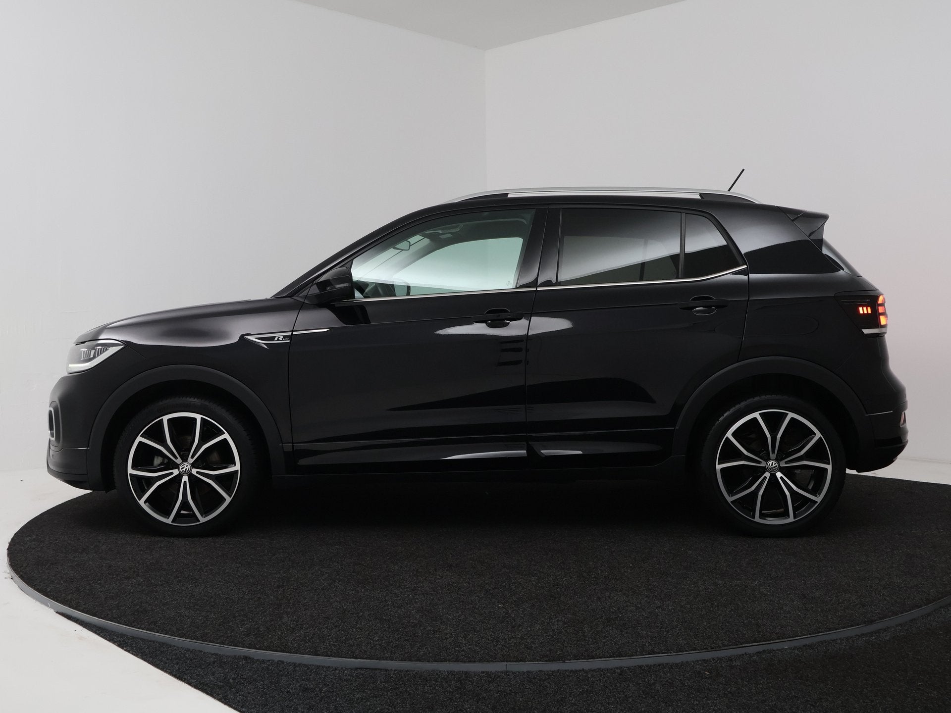 Volkswagen T-Cross 1.0 TSI R-Line | Virtual Cockpit | Naviga, Auto's, Voorwielaandrijving, 12 maanden, T-Cross, Gebruikt