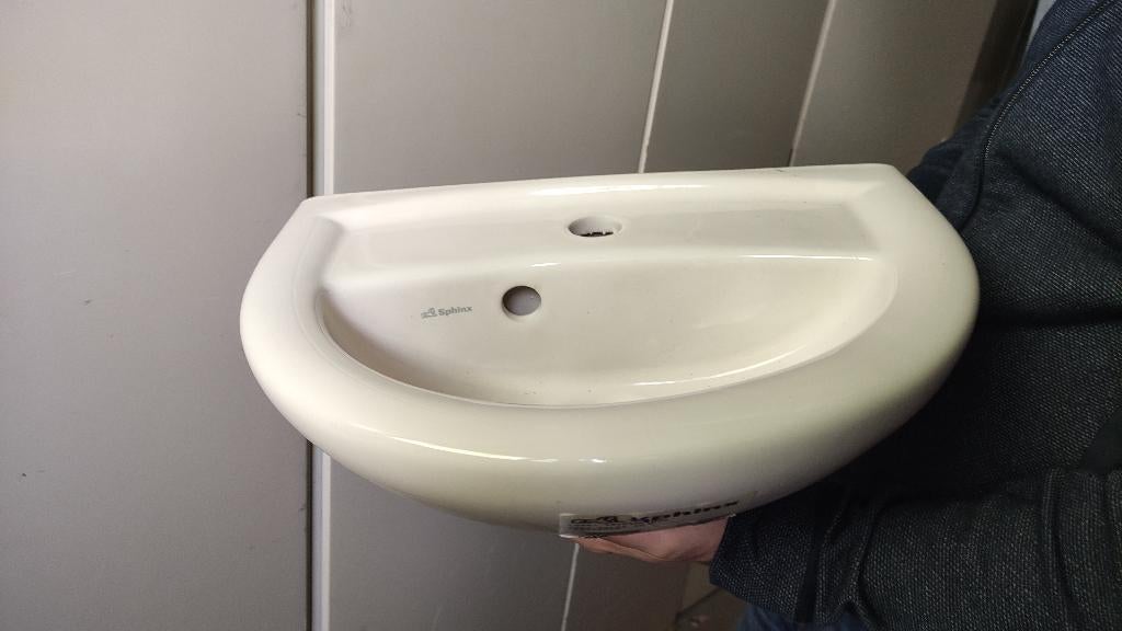 badkamer vloertegels en wastafel, Doe-het-zelf en Verbouw, Tegels, Ophalen, Keramiek, Nieuw, 20 tot 40 cm