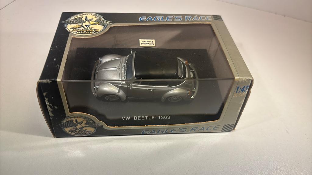 Volkswagen beetle 1303 universal hobbies 1.43, Hobby en Vrije tijd, Modelauto's | 1:43, Auto, Ophalen of Verzenden, Universal Hobbies