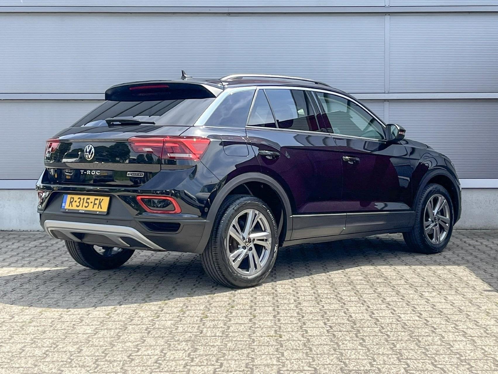 Volkswagen T-Roc 1.0 TSI 110pk 75 Edition | Navigatie | Came, Auto's, Voorwielaandrijving, 12 maanden, Stof, Gebruikt