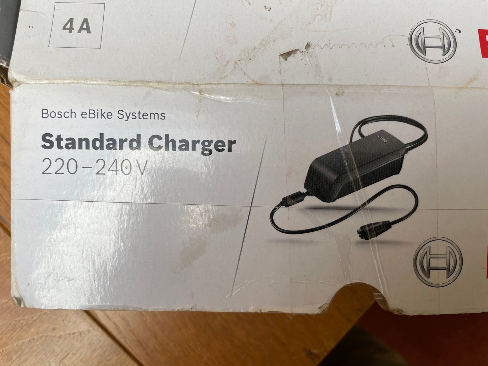 Bosch eBike Systems Standard Oplader 220-240V 4A, Gebruikt