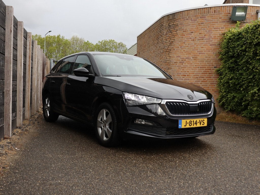 Skoda Scala 1.0 TSI Sport Business NL-auto, sportstoel, Voorwielaandrijving, Gebruikt, 116 pk, Origineel Nederlands