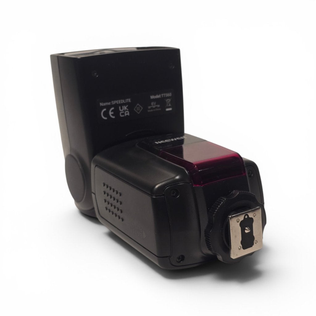 Neewer TT560 Camera Flash Speedlite NIKON | Nette Staat, Flex Ltd., Gebruikt, https://flex.com/contact-us, Nobelstraat 10, 5807 GA Oostrum LB, Limburg, Nederland