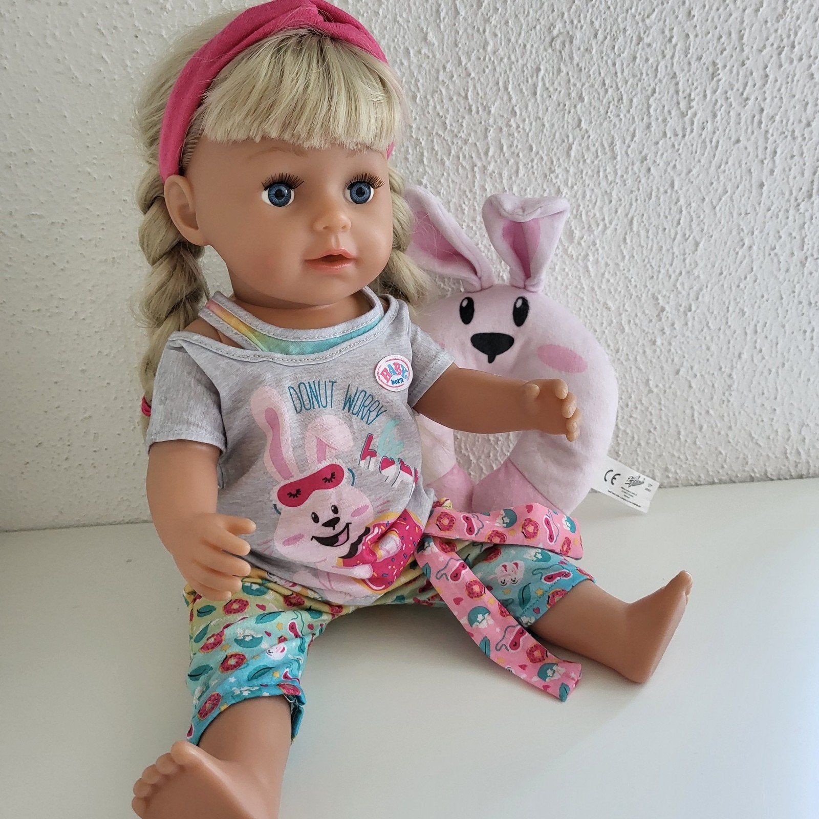 Baby Born kleertjes 4 delige set DeLuxe Babyborn.

Excl.popp, Ophalen of Verzenden, Zo goed als nieuw