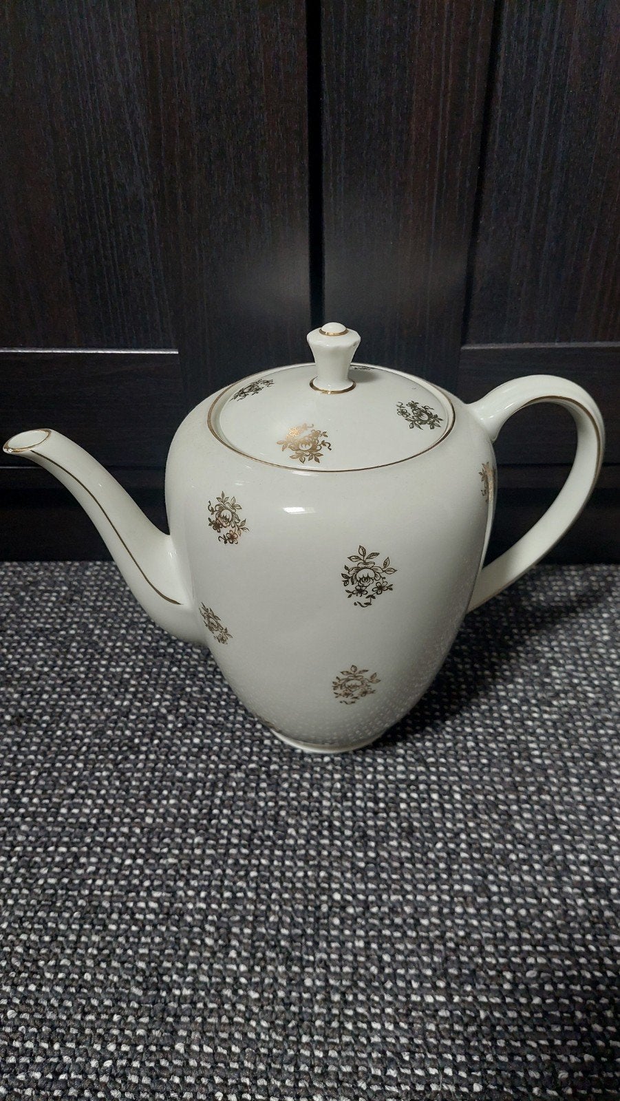 Winterling Marktleuthen Bavaria theepot met gouden decoratie, Antiek en Kunst, Ophalen