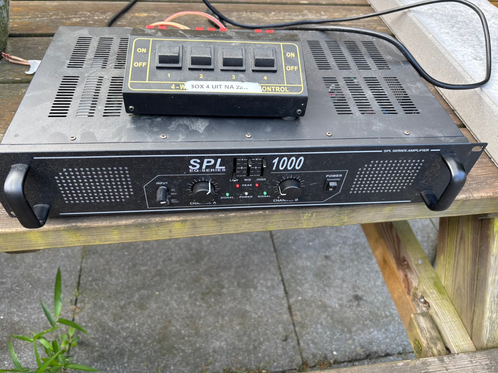 SPL 1000 PA-versterker + 4-zone luidsprekerschakelaar, Ophalen, Zo goed als nieuw, 120 watt of meer, Overige merken