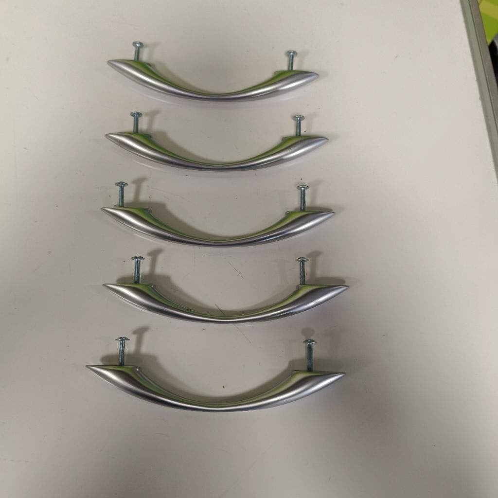 Meubelgreep  Deurgreep zilverkleurig set van 5 moderne vorm, Ophalen, Minder dan 50 cm, Gebruikt, Minder dan 100 cm