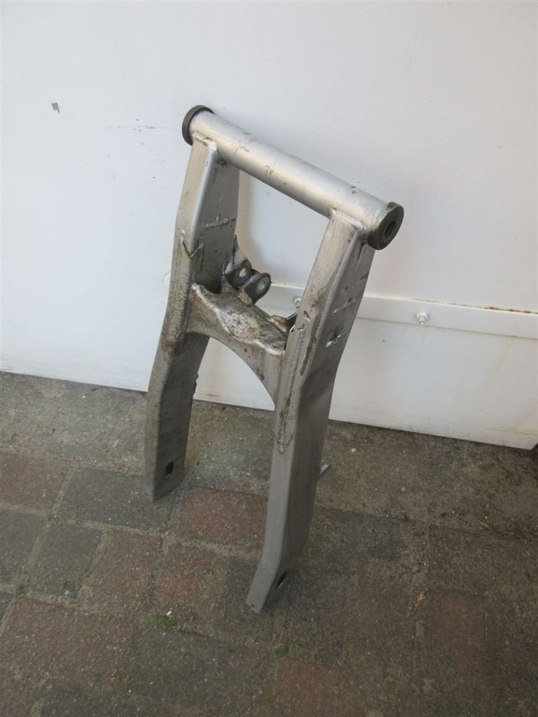 Suzuki GSX600 achterbrug swingarm achter brug GSX 600 GN72, Motoren, Ophalen of Verzenden