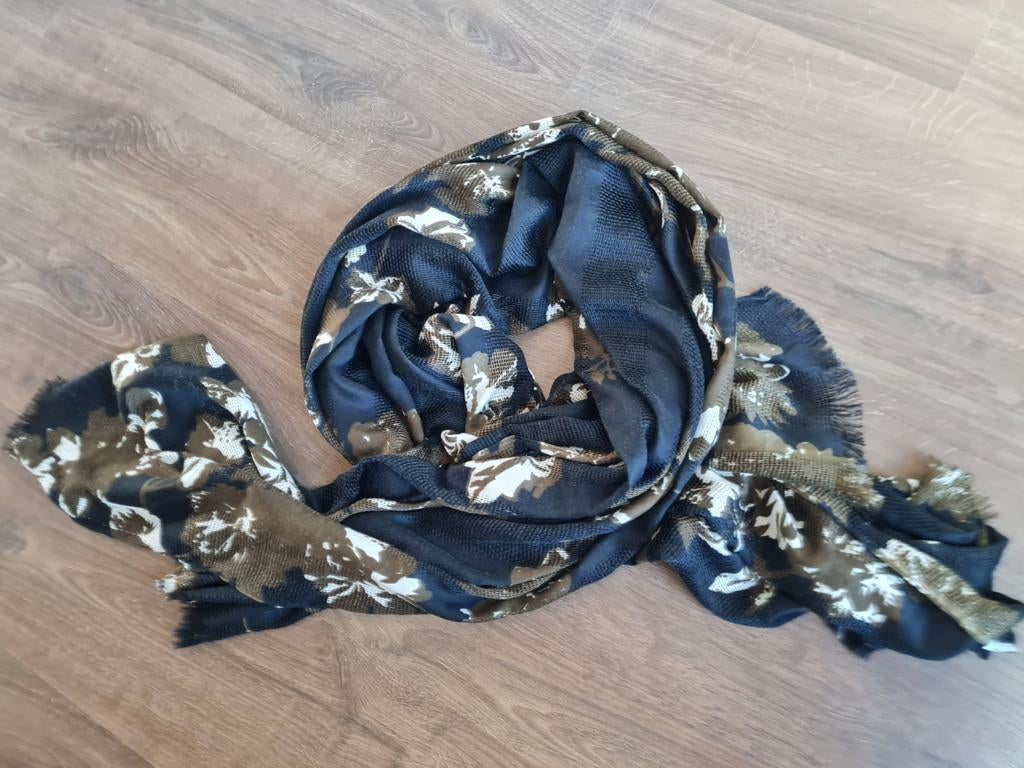 Sjaal Eksept Shoeby met bloemenprint, Kleding | Dames, Mutsen, Sjaals en Handschoenen, Eksept, Ophalen of Verzenden, Zo goed als nieuw