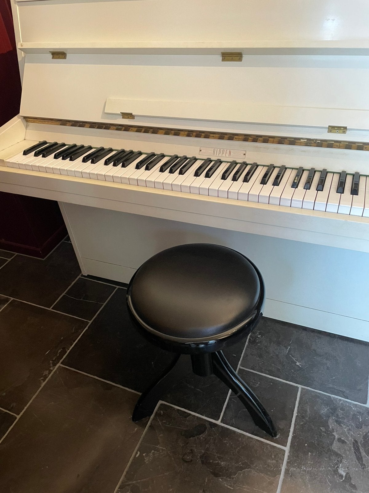 Witte Piano Rippen met bijpassende piano kruk, Ophalen, Gebruikt, Wit, Piano