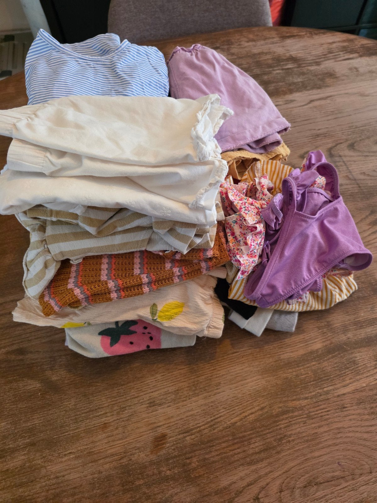 Zomer meisjes kledingpakket maat 98-104, Ophalen, Gebruikt