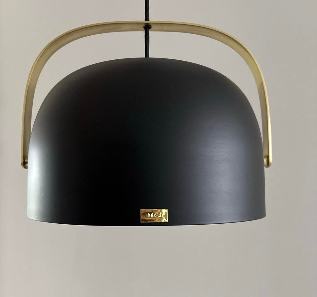 Set van 2: zwarte hanglamp met messing accent - Hübsch, Ophalen, Wit, Rond, Zo goed als nieuw