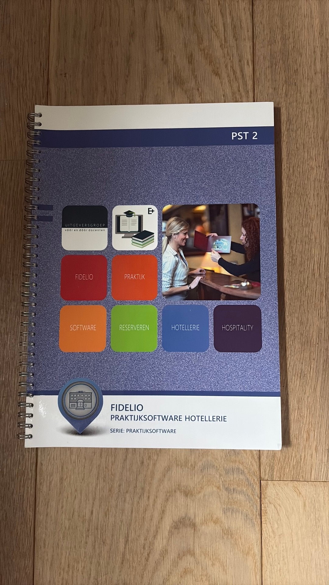 Fidelo Praktijksoftware Hotellerie PST2, Ophalen of Verzenden, Zo goed als nieuw, Overige niveaus