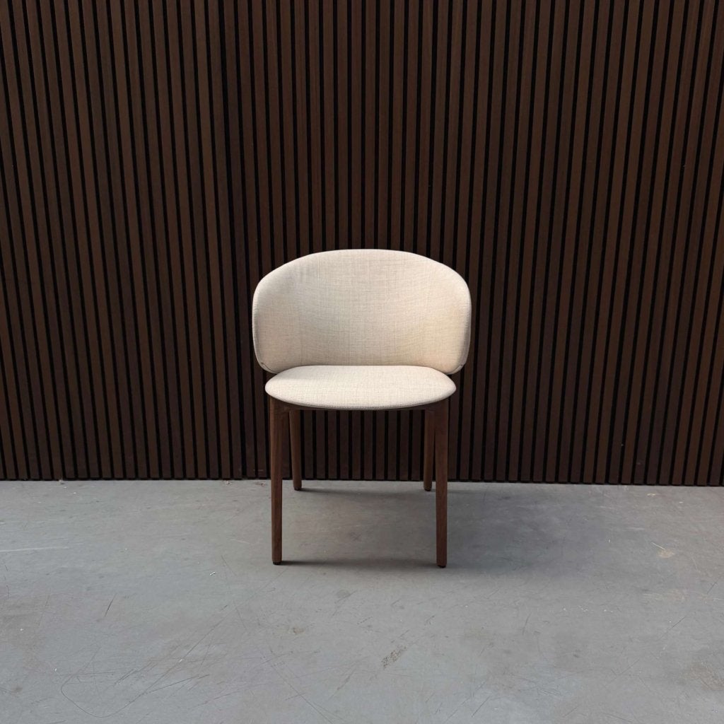 Artisan Mela Stoel - Fabric European Walnut, Ophalen of Verzenden