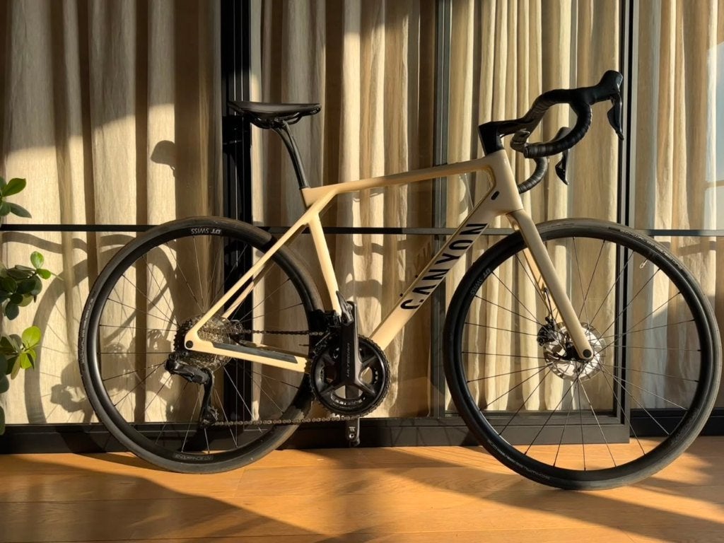Canyon Endurace CF8 Di2, maat M, 8.40kg, absolute nieuwstaat, Fietsen en Brommers, Fietsen | Racefietsen, Minder dan 10 versnellingen