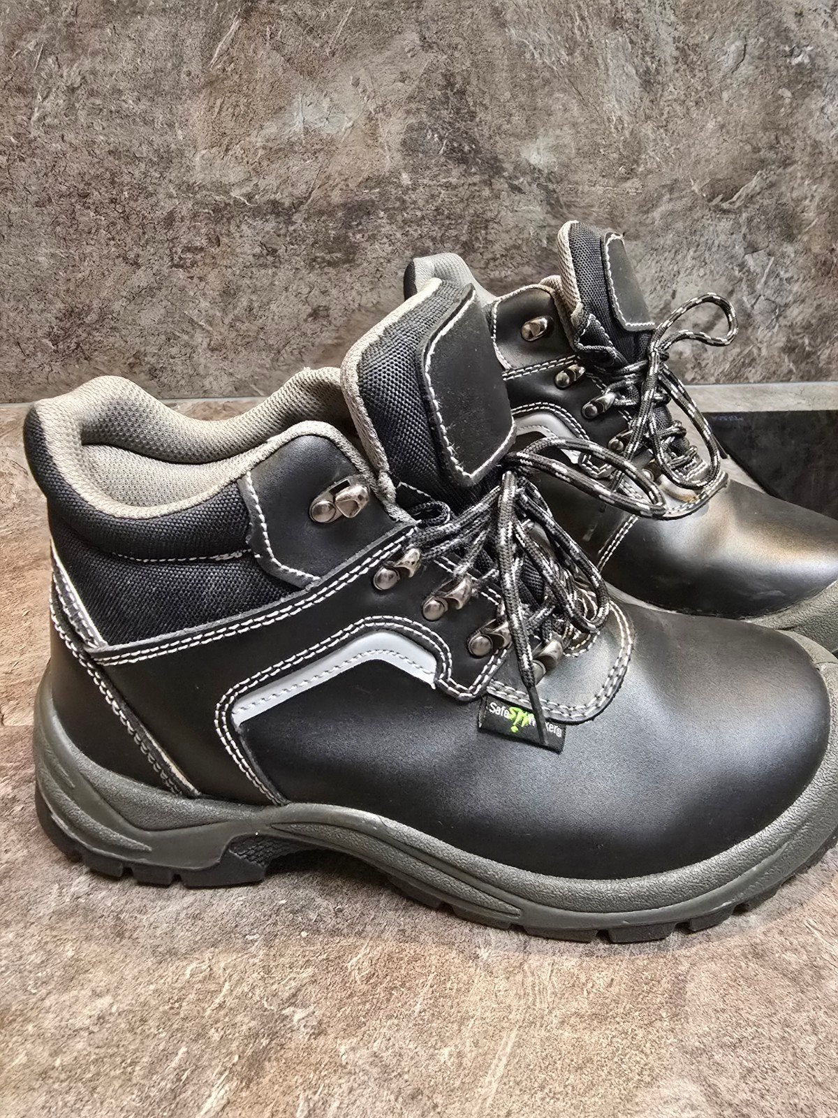 Nieuwe werkschoenen met stalen neuzen maat 42 - Maat 42, Ophalen of Verzenden, Nieuw, Heren, Schoenen