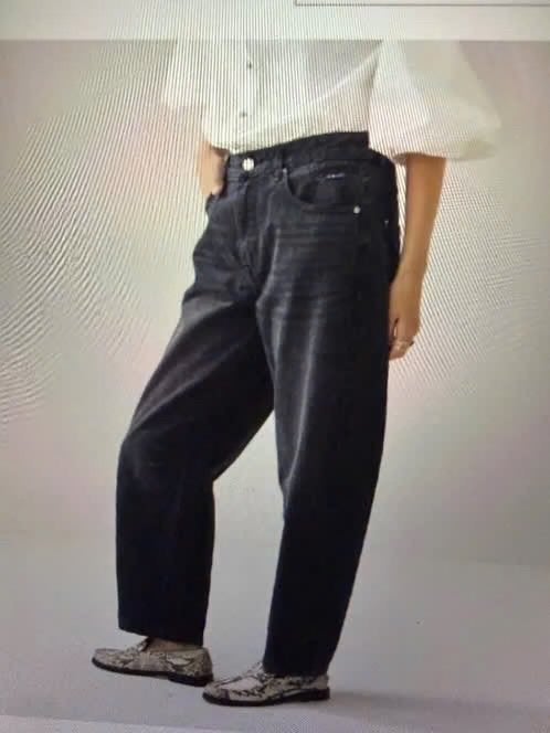 grijze barrel jeans Summum blue daze maat 36 jeans barrel, Kleding | Dames, Summum, Ophalen of Verzenden, Zo goed als nieuw, W27 (confectie 34) of kleiner