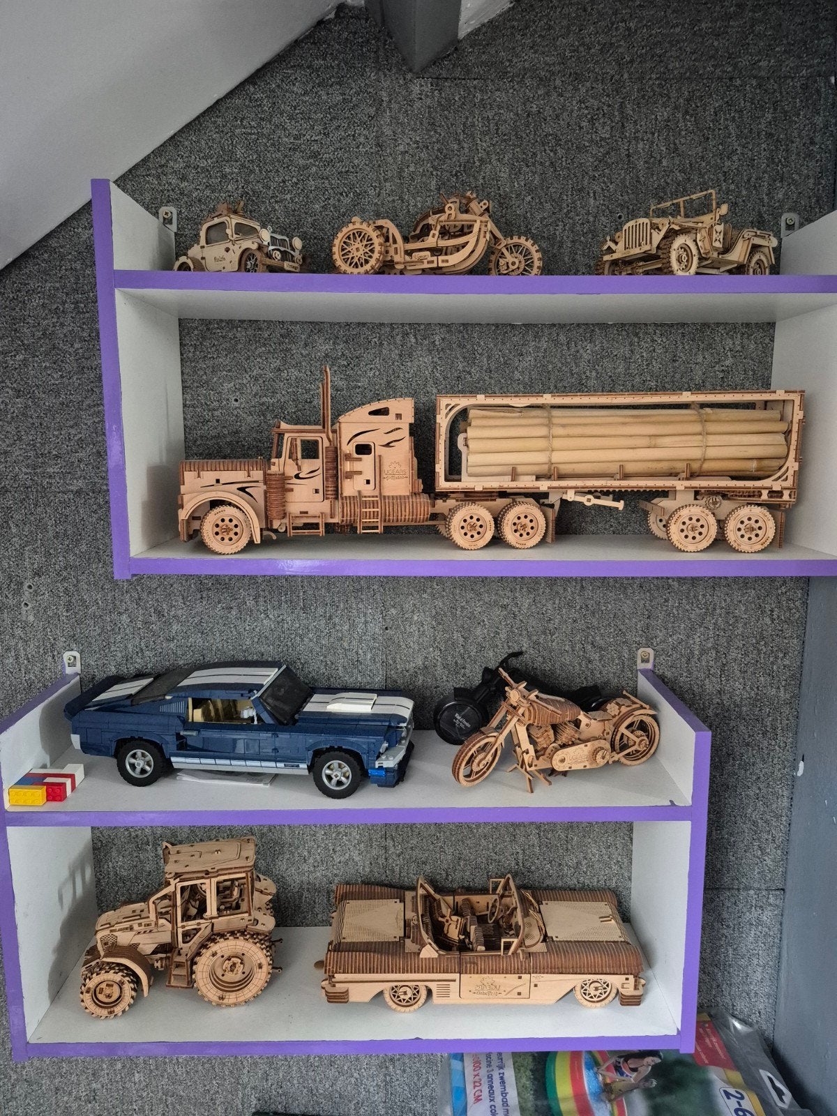 Zelfgemaakte Ugears bouwmodellen - Compleet, Hobby en Vrije tijd, Overige merken, Ophalen of Verzenden, Zo goed als nieuw, Groter dan 1:32