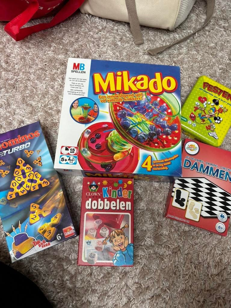 Diverse gezelschapsspellen, Ophalen, Zo goed als nieuw