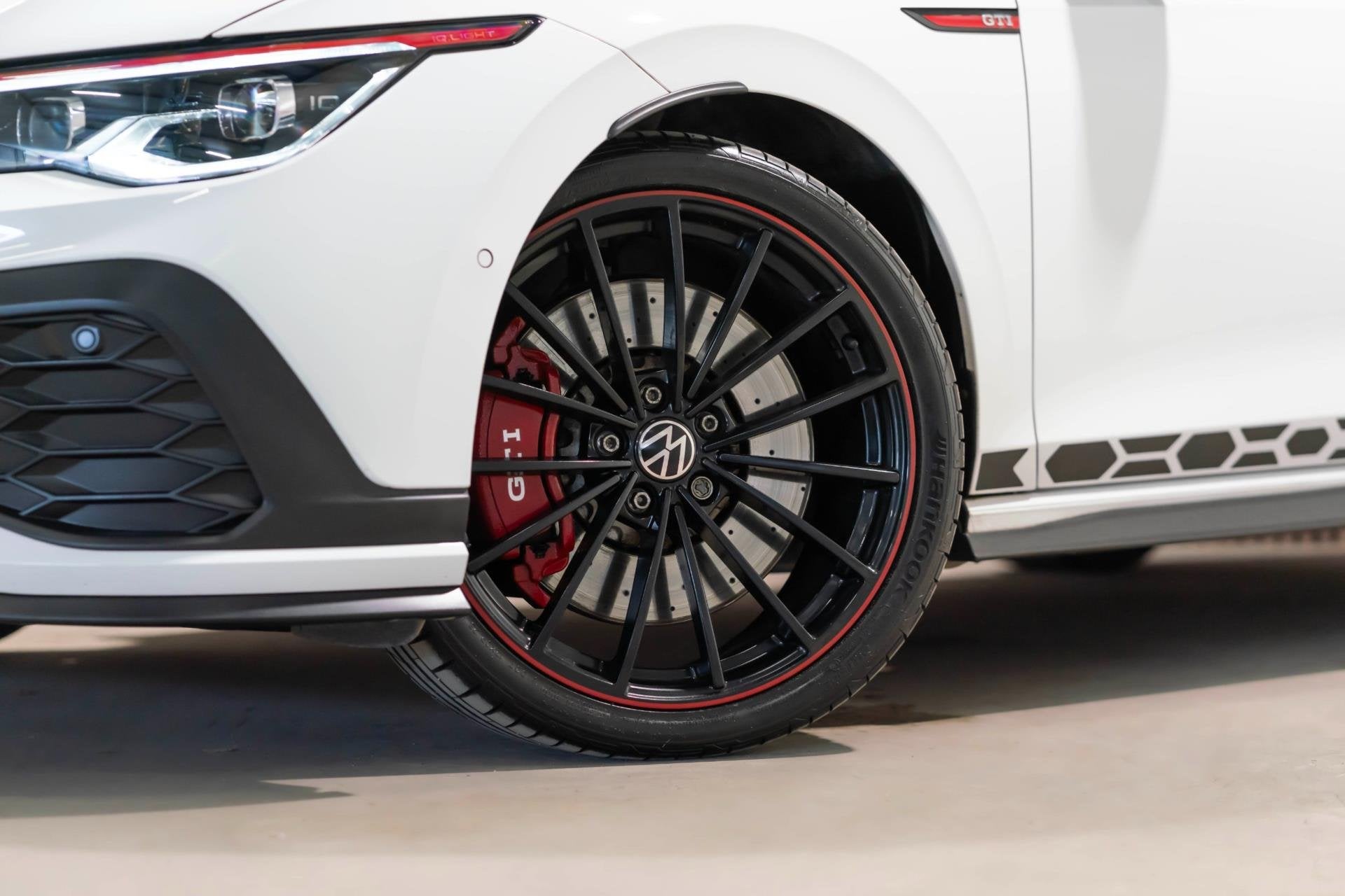 Volkswagen GOLF 2.0 TSI GTI 45 JAHRE EDITION AKRAPOVIC DSG P, Dealer onderhouden, 15 km/l, Gebruikt, 4 cilinders