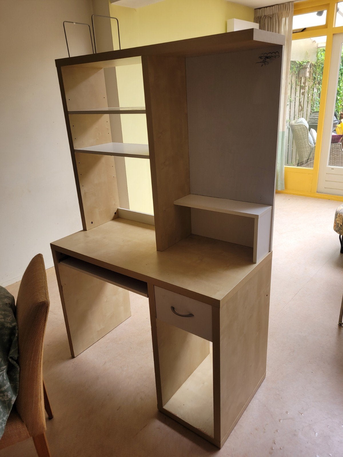 Bureau met opbergruimte en lades, Huis en Inrichting, Bureaus, Ophalen, Met lades, Gebruikt, Spaanplaat of MDF