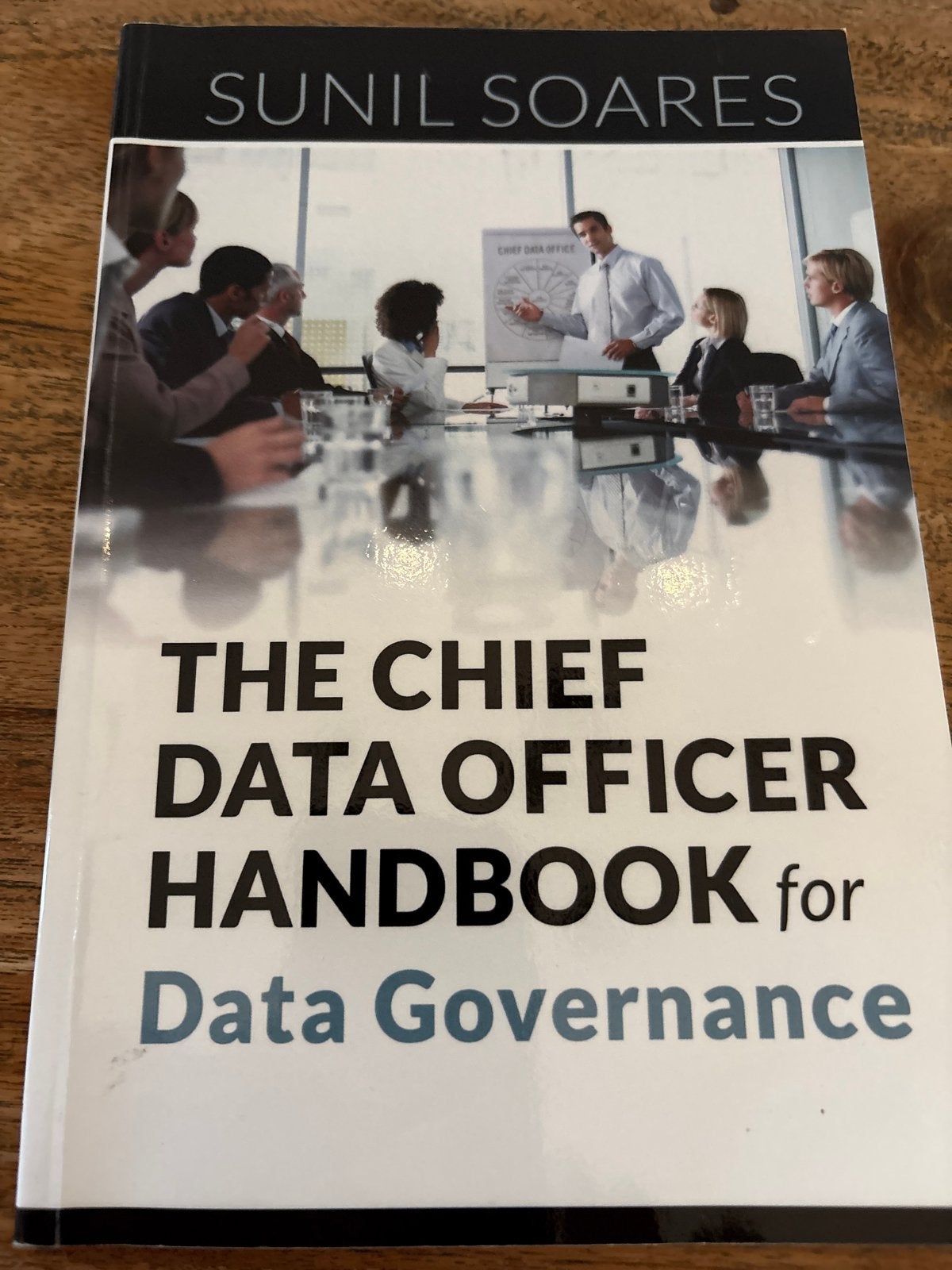 The Chief Data Officer Handbook for Data Governance, Ophalen of Verzenden, Zo goed als nieuw, Vakgebied of Filmindustrie