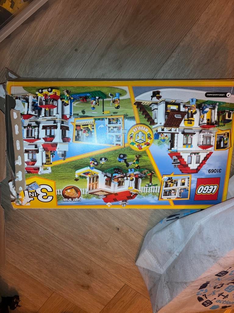 LEGO Creator 31069 Modular Family Villa compleet met doos, Ophalen of Verzenden, Zo goed als nieuw