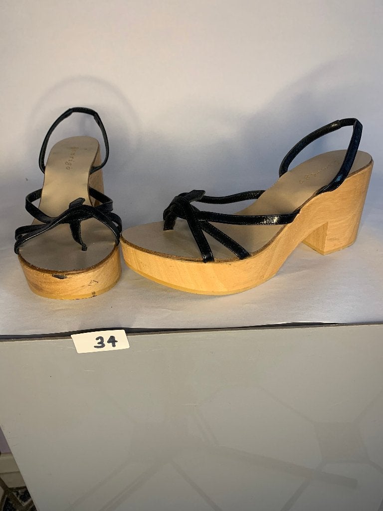 klompen sandalen zwart bandje Jenrigo maat 37, Zwart, Jenrigo, Gedragen, Sandalen of Muiltjes