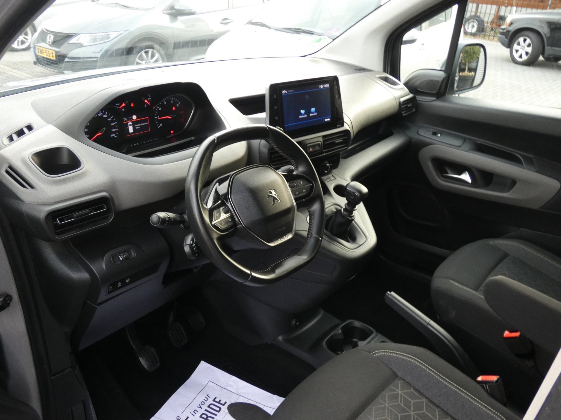 Peugeot RIFTER 1.2 Puretech Active Airco|ELEK. Pakket|Stoelv, Auto's, Voorwielaandrijving, Gebruikt, 1199 cc, 14 km/l