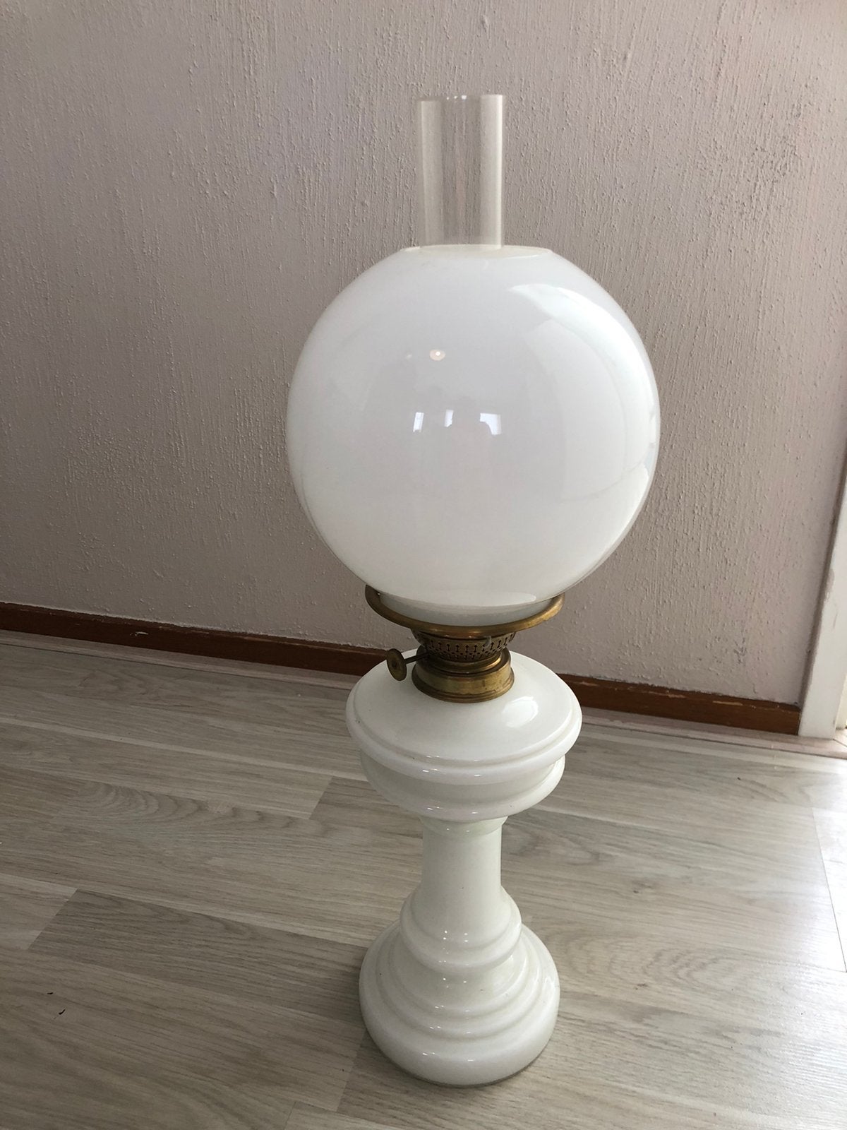 Antieke melkglas olielamp, Ophalen