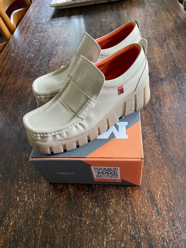 MAG schoenen Queensize beige maat 40, Kleding | Dames, Schoenen, Beige, Overige typen, MAG Schoenen, Ophalen of Verzenden