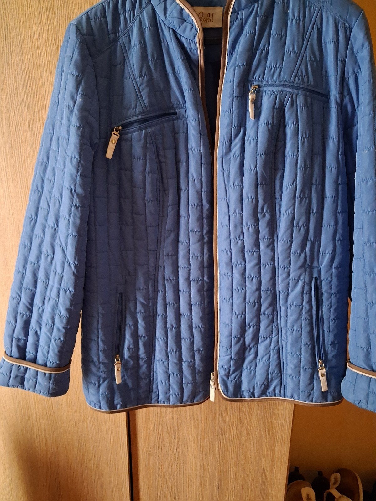Mooi blauw zomerjasje maat 46 mag weg voor  10 euro, Kleding | Dames, Jassen | Zomer, Ophalen of Verzenden, Maat 46/48 (XL) of groter