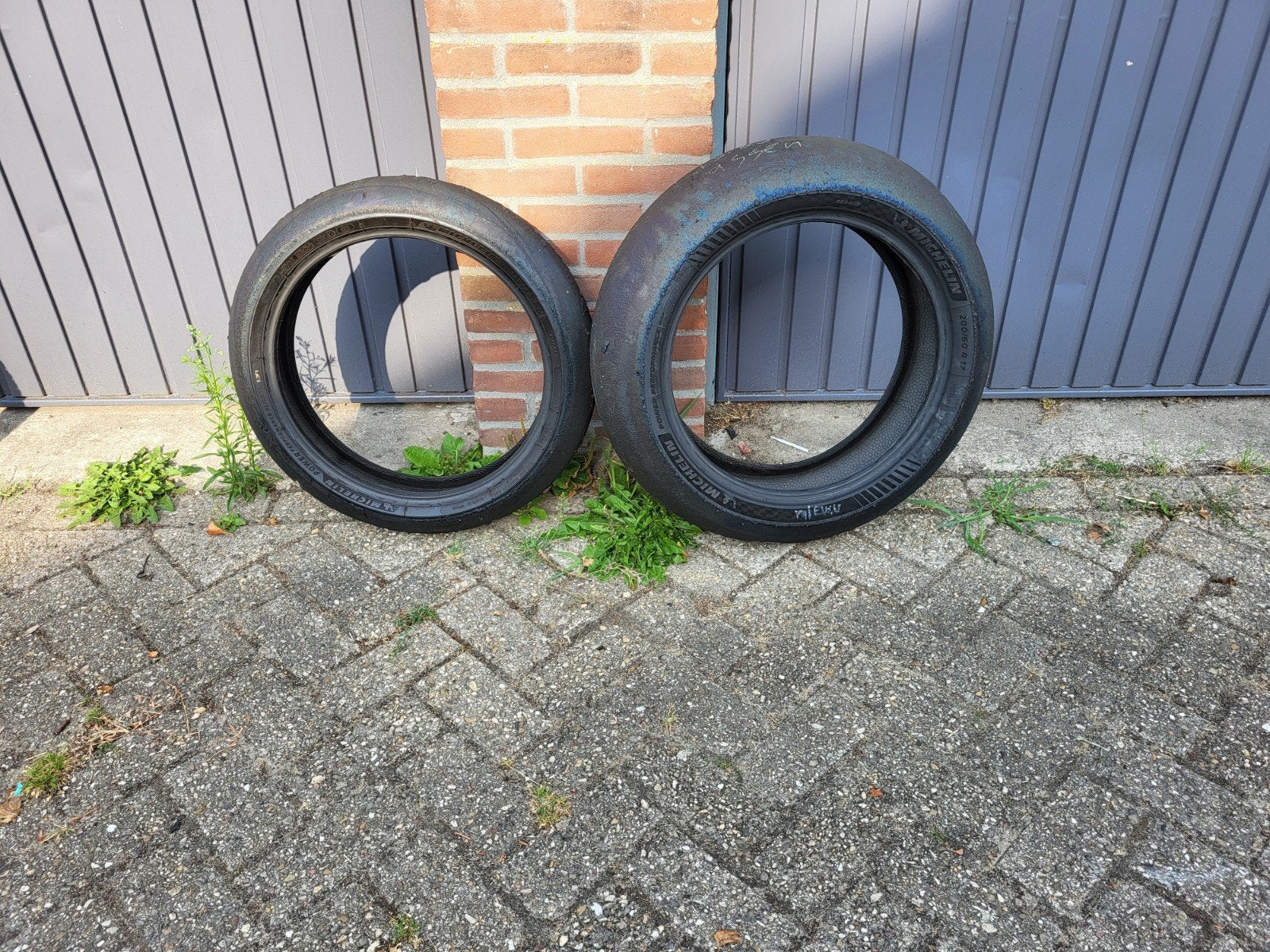 Te koop set gebruikte michelin power slicks (200 achter), Motoren, Ophalen of Verzenden