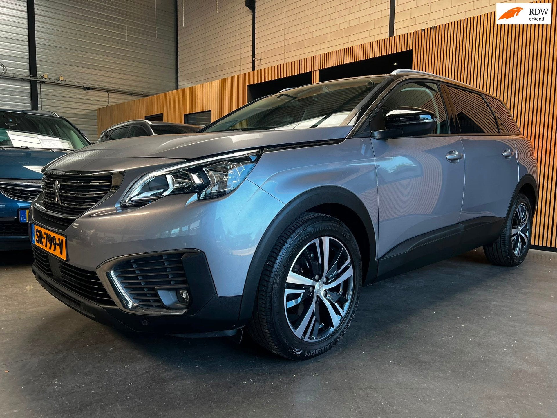 Peugeot 5008 1.6 e-THP GT-Line |Automaat|7 zitpl|Stoelverw|C, Stof, Gebruikt, 4 cilinders, 7 stoelen