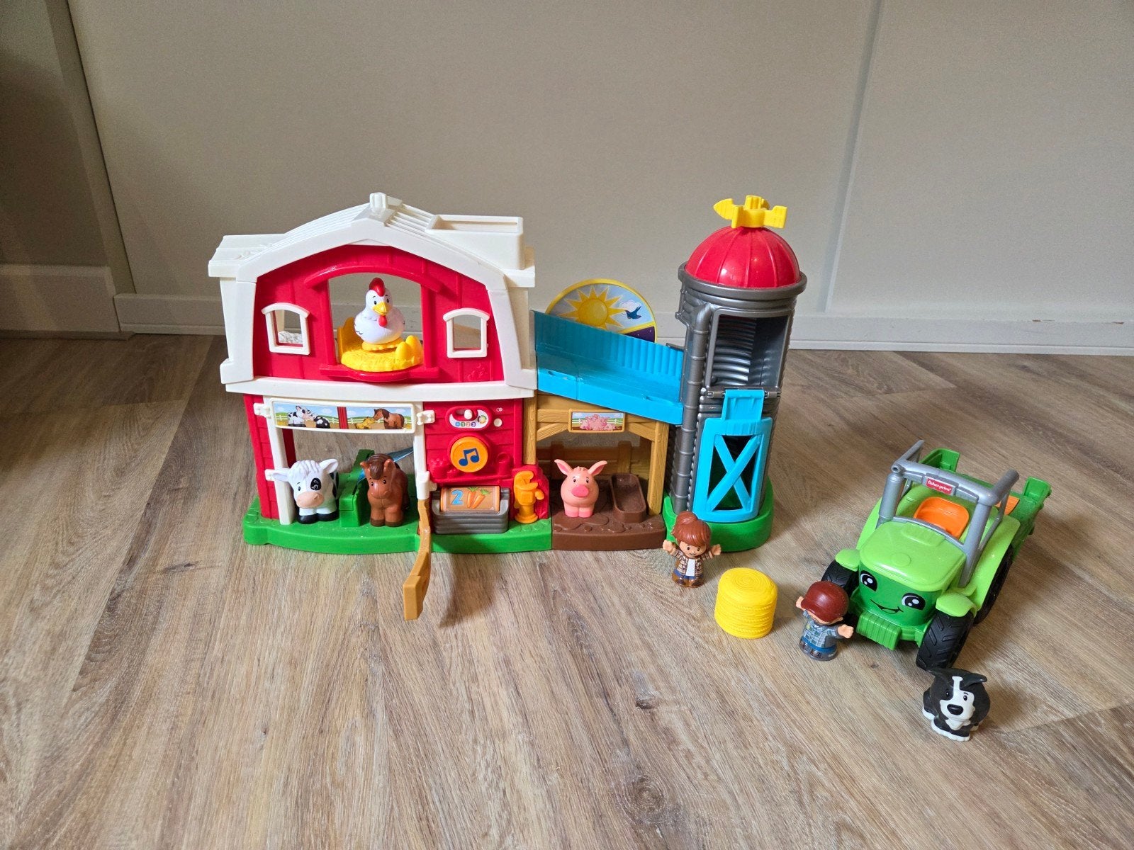 Fisher-Price Little People Dierenverzorgingsboerderij, Ophalen, Gebruikt, Speelset, Met geluid