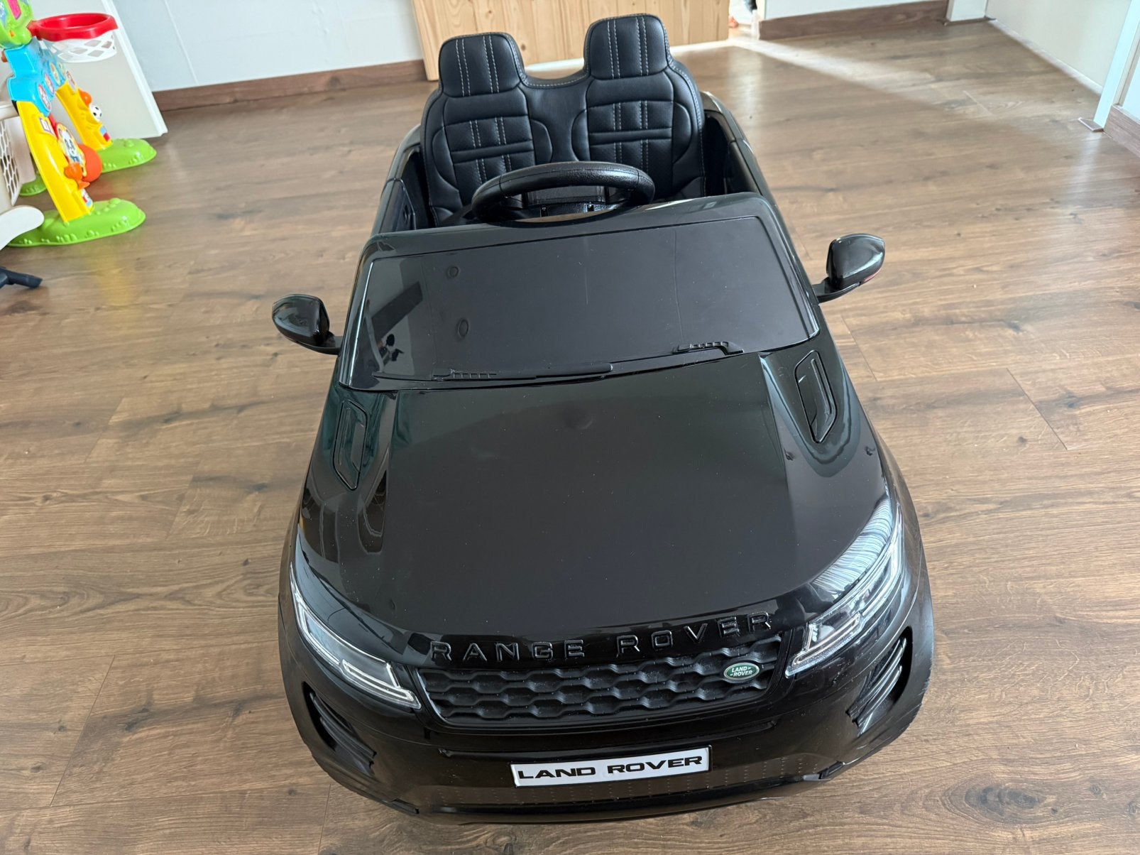 Zwarte Range Rover Kinderauto (1-4 jaar), Ophalen, Zo goed als nieuw, Afstandsbediening
