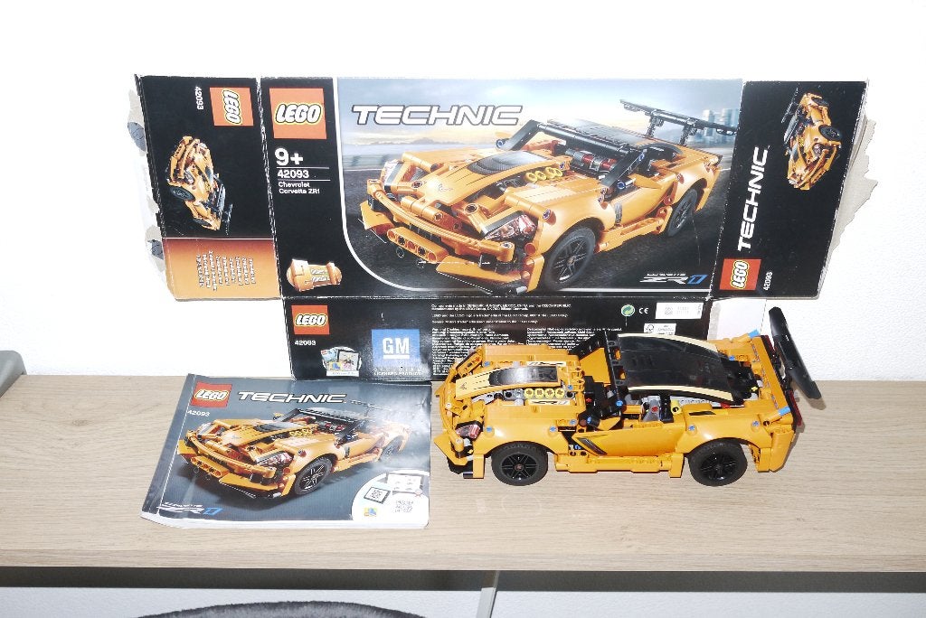 bouwpakket auto lego  technic 42093 chevolet corvette zr1, Auto, Groter dan 1:32, Nieuw, Ophalen
